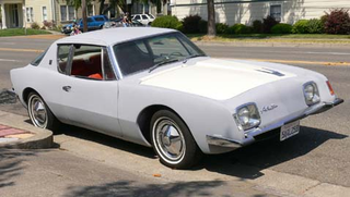 Illustration for article titled Studebaker Avanti